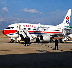 长海航空空运航空快运业稳步发展的原因是什么？